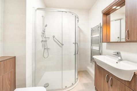 Shower Room.jpg