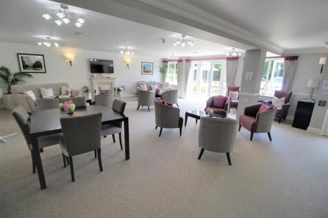 Owners Lounge.jpg