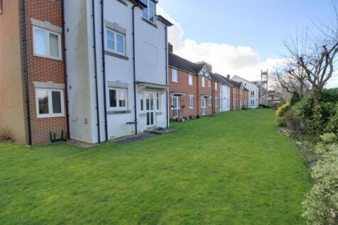 Lodge Gardens (2).jpg