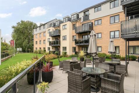 Owners Patio Area.jpg