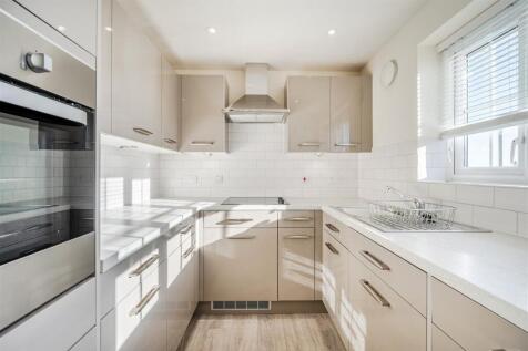 1382123-14-691b25323820e- .jpg