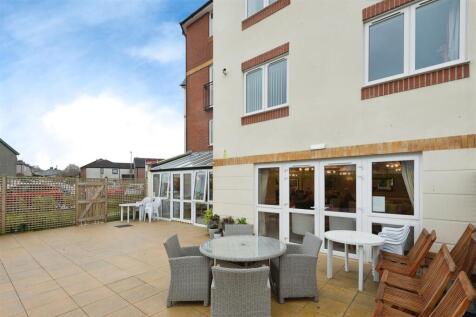 Owners Patio Area (2).jpg