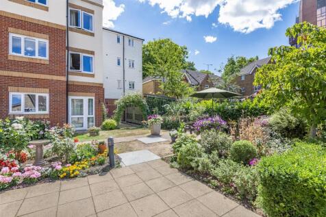 Owners Patio Area.jpg