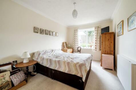 Bedroom (2).jpg