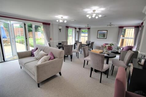 Owners Lounge.jpg