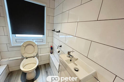 Cloakroom/wc
