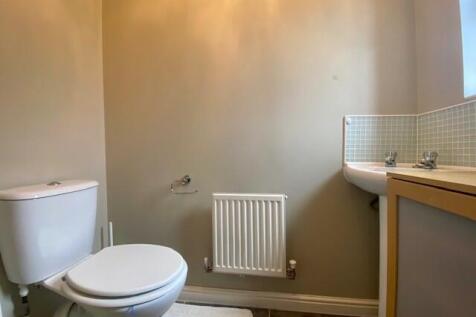 Cloakroom/wc