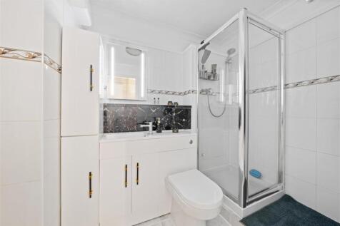 Flat 58 The Oasis005.jpg