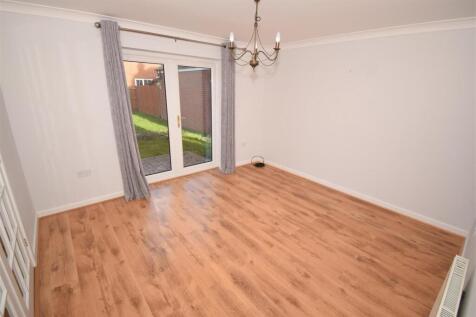 43 railway drive (10).JPG