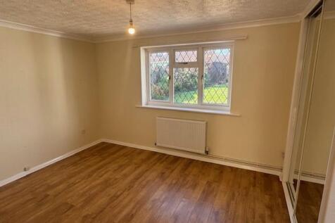 main bedroom.jpg
