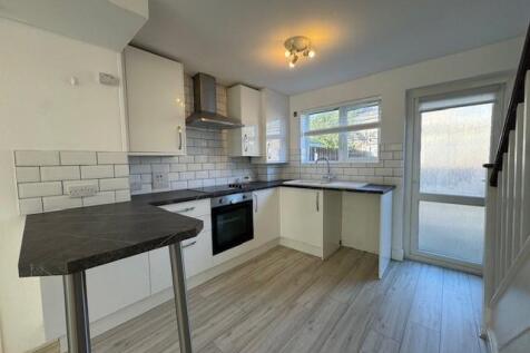 kitchen 2.jpg