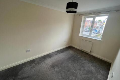 bedroom 3.jpg