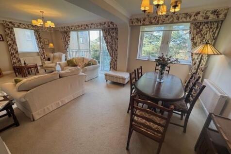 livingroom.jpg