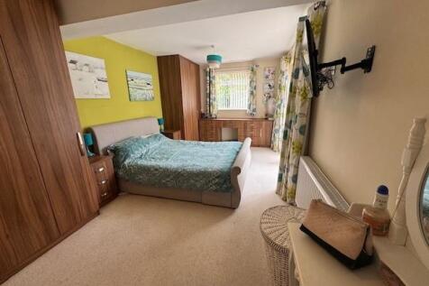 bedroom.jpg