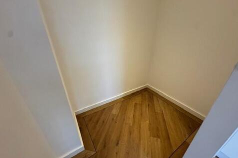 bedroom.jpg
