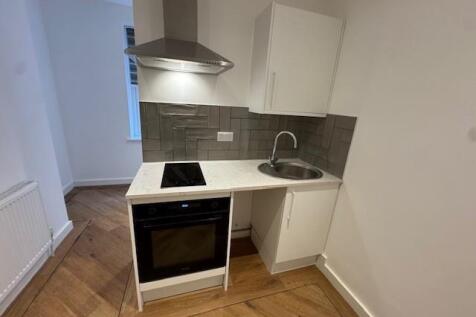 kitchen 2.jpg