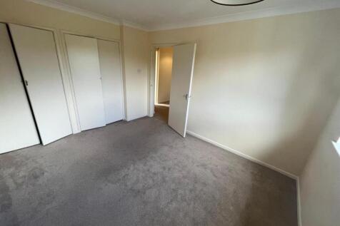 bedroom 3.jpg