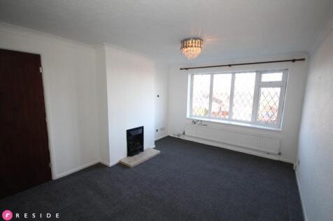 Lounge / Dining Area