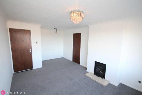 Lounge / Dining Area