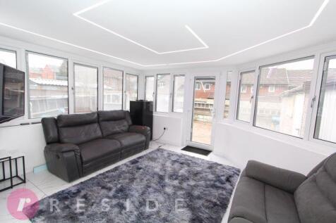 Second Lounge