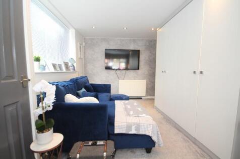 Second Lounge
