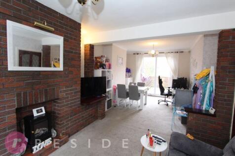 Lounge / Dining Room