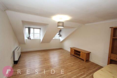Lounge/Dining Area