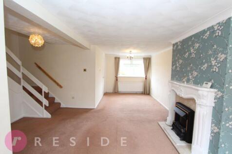 Lounge / Dining Area