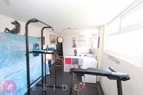Home Gym / Office