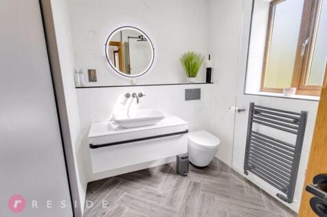Bedroom Two En-Suite
