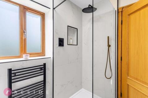 Bedroom Two En-Suite