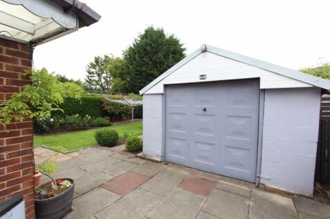 Detached Garage