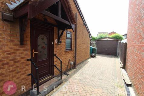 Driveway/Garage