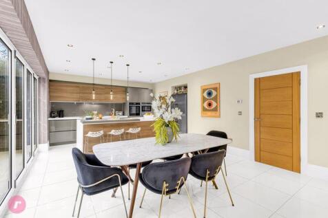 Family Living Kitchen