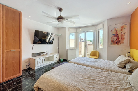 Property Image 28