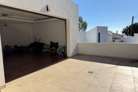 Property Image 32