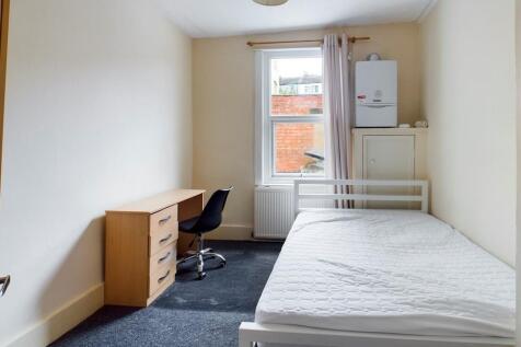 CAM00771P1-PR0134-STILL04.jpg