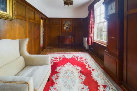 PR0460-STILL015.jpg