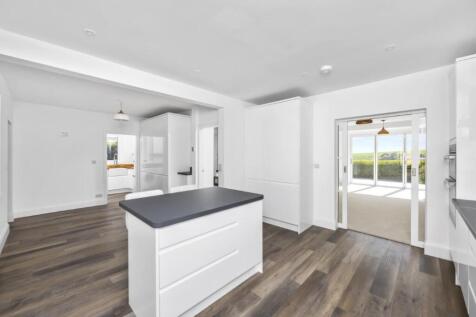 Longhill Road, Kitchen 3.jpg