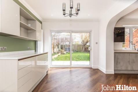 Braemore Road 30.jpg