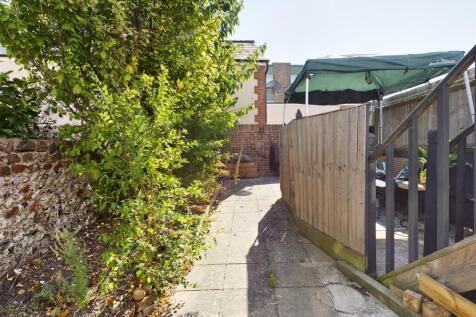 CAM00771P1-PR0093-STILL09.jpg