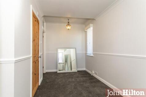 6, 27a Longhill Road30.jpg