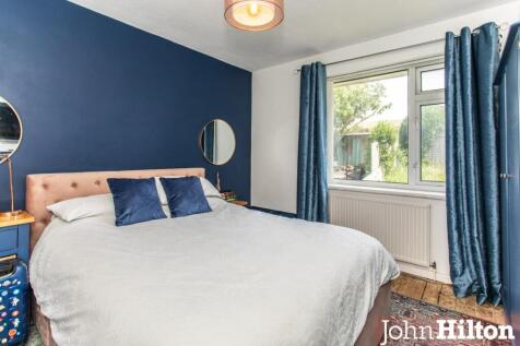 Staplefield Drive28.jpg