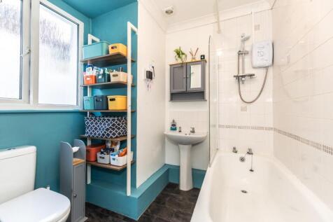 Bathroom-23.jpg