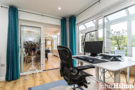 24 Gorham Avenue-40.jpg