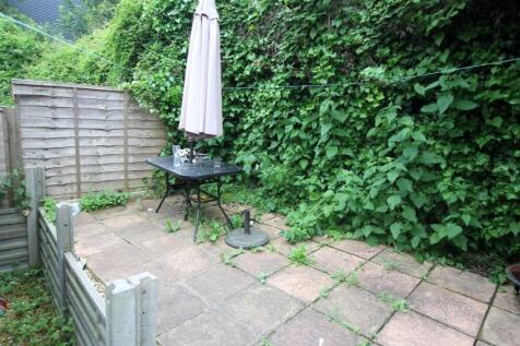 853. Garden 1.JPG