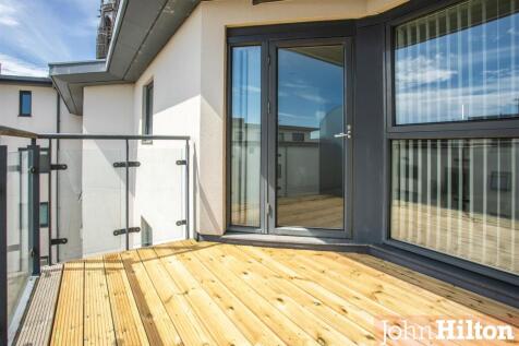 49 Avalon Balcony-18.jpg