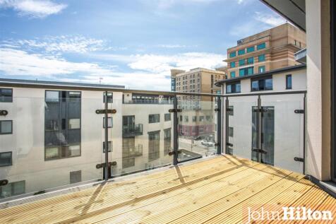 49 Avalon Balcony-11.jpg
