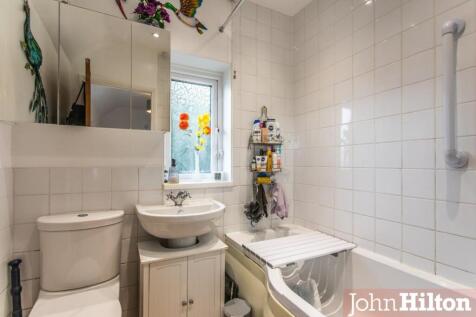 Rotherfield Crescent-47.jpg