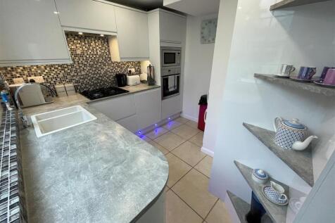 Kitchen.jpg